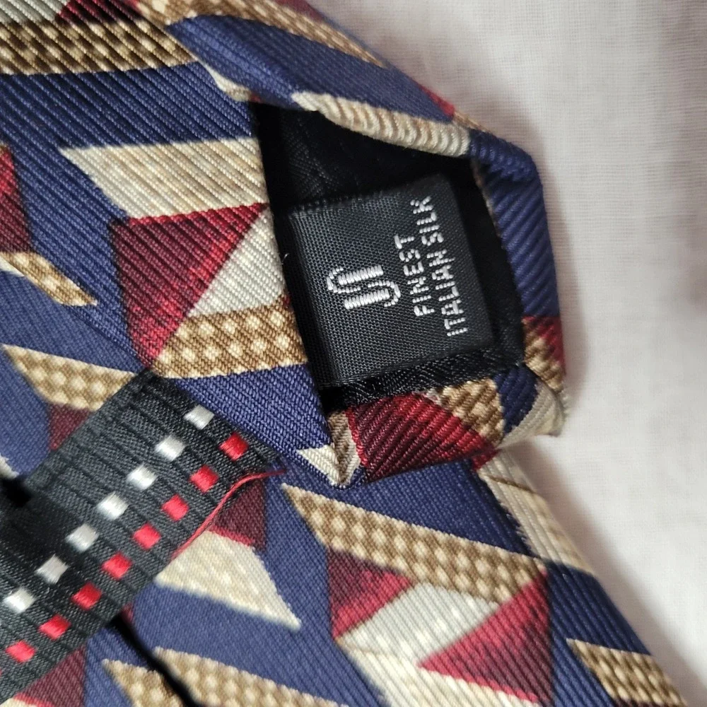 Hickey Freeman Mens Silk Tie Geometric Abstract Navy Burgundy Red Hand Sewn USA